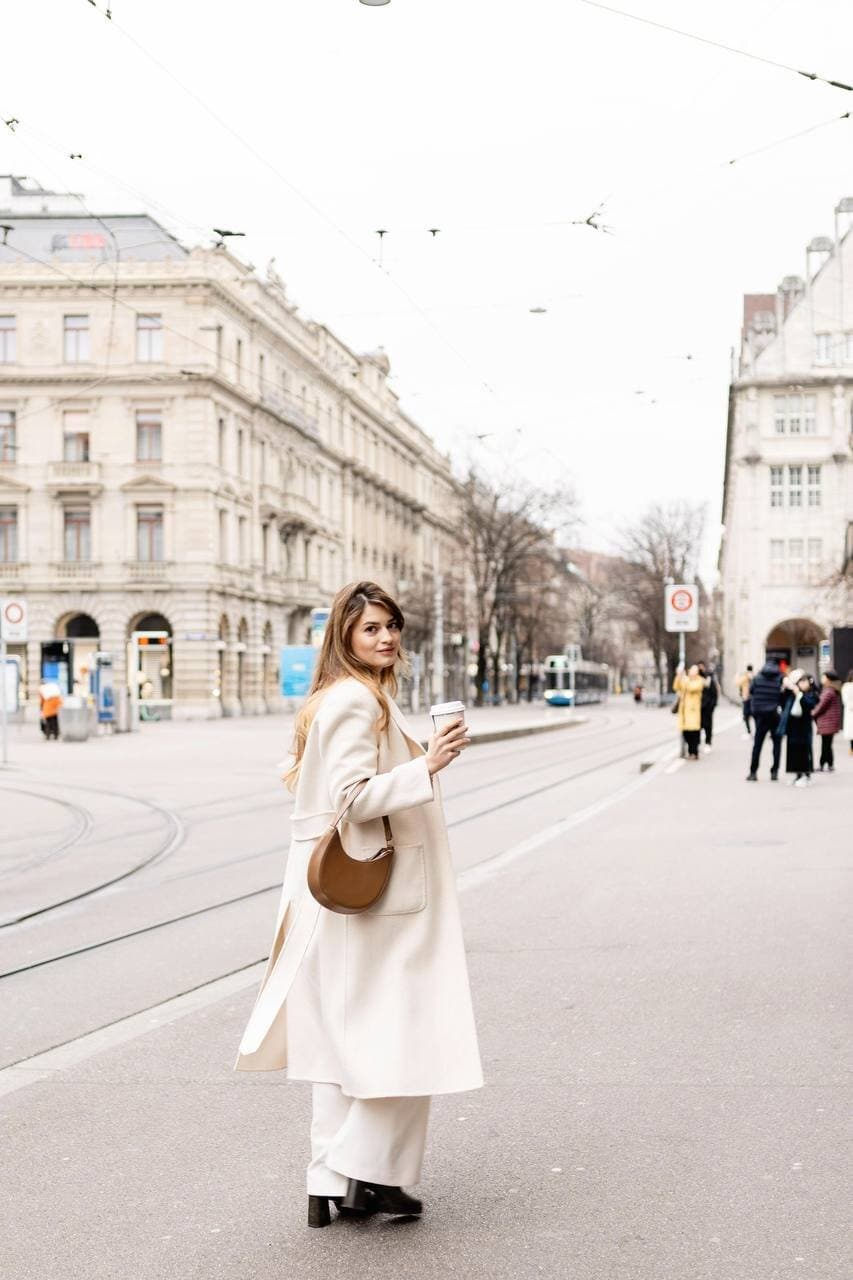 Elina Tongieva walking through Zurich